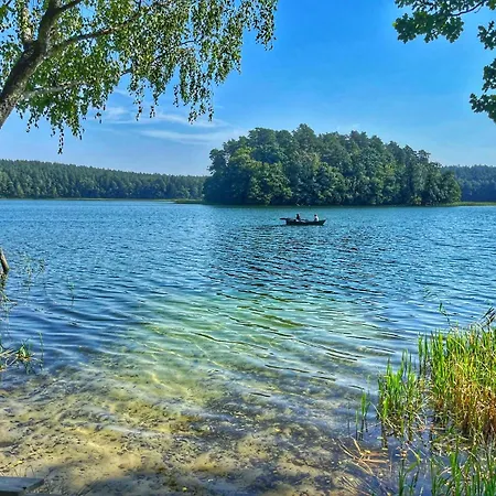 Poza Czasem - Letniskowy Nad Jeziorem *